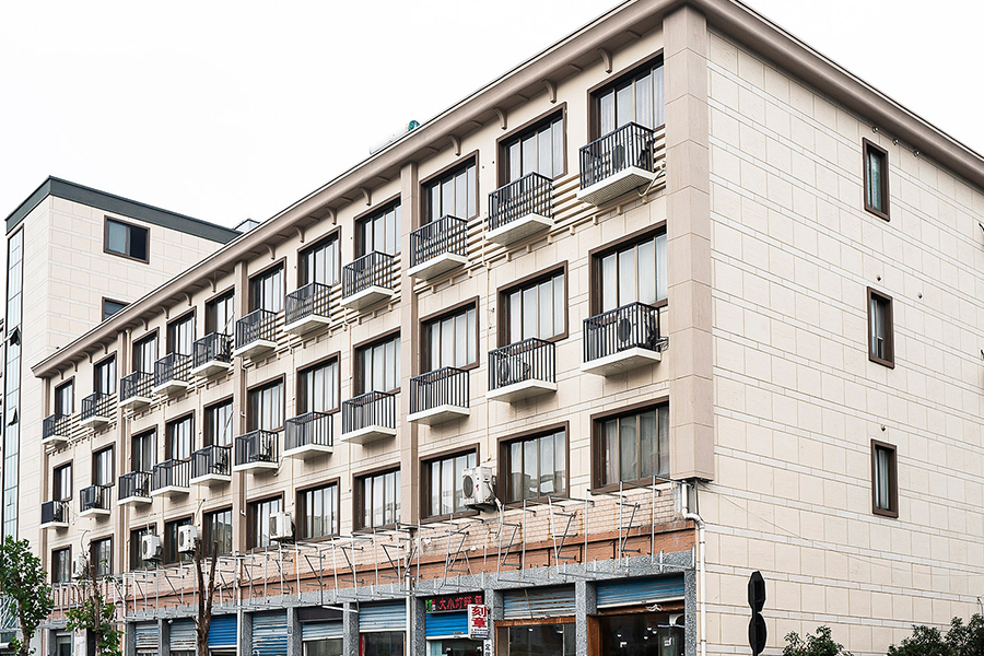 Stadterneuerungsprojekt der Stadt Xiaoshan Louta (Granit, Travertin, Fliesenverkleidung) Stadterneuerungsprojekt der Stadt Xiaoshan Louta (Granit, Travertin, Fliesenverkleidung)